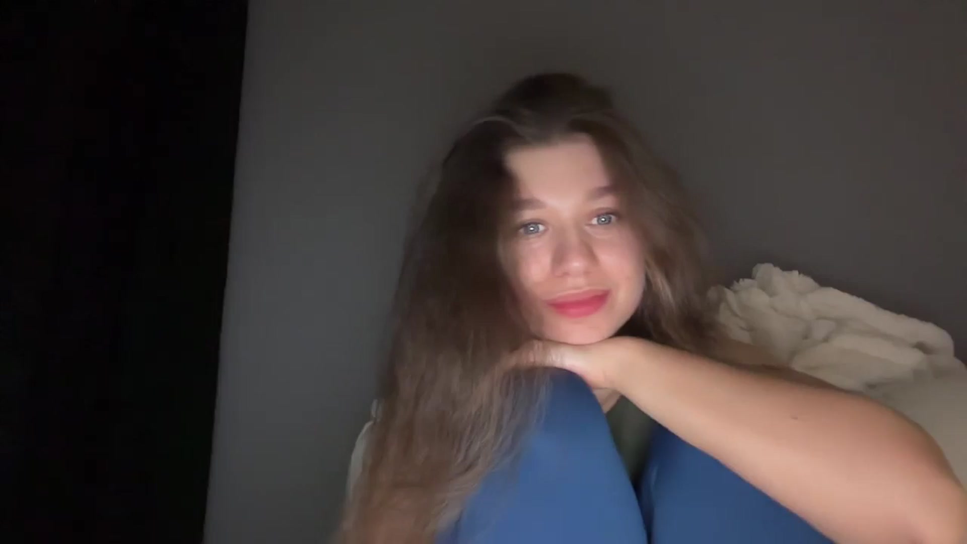 Gallery image thumbnail from JewelReigns's myfreecams stream on, 02/03/2026, 21:38 image 14 of 20