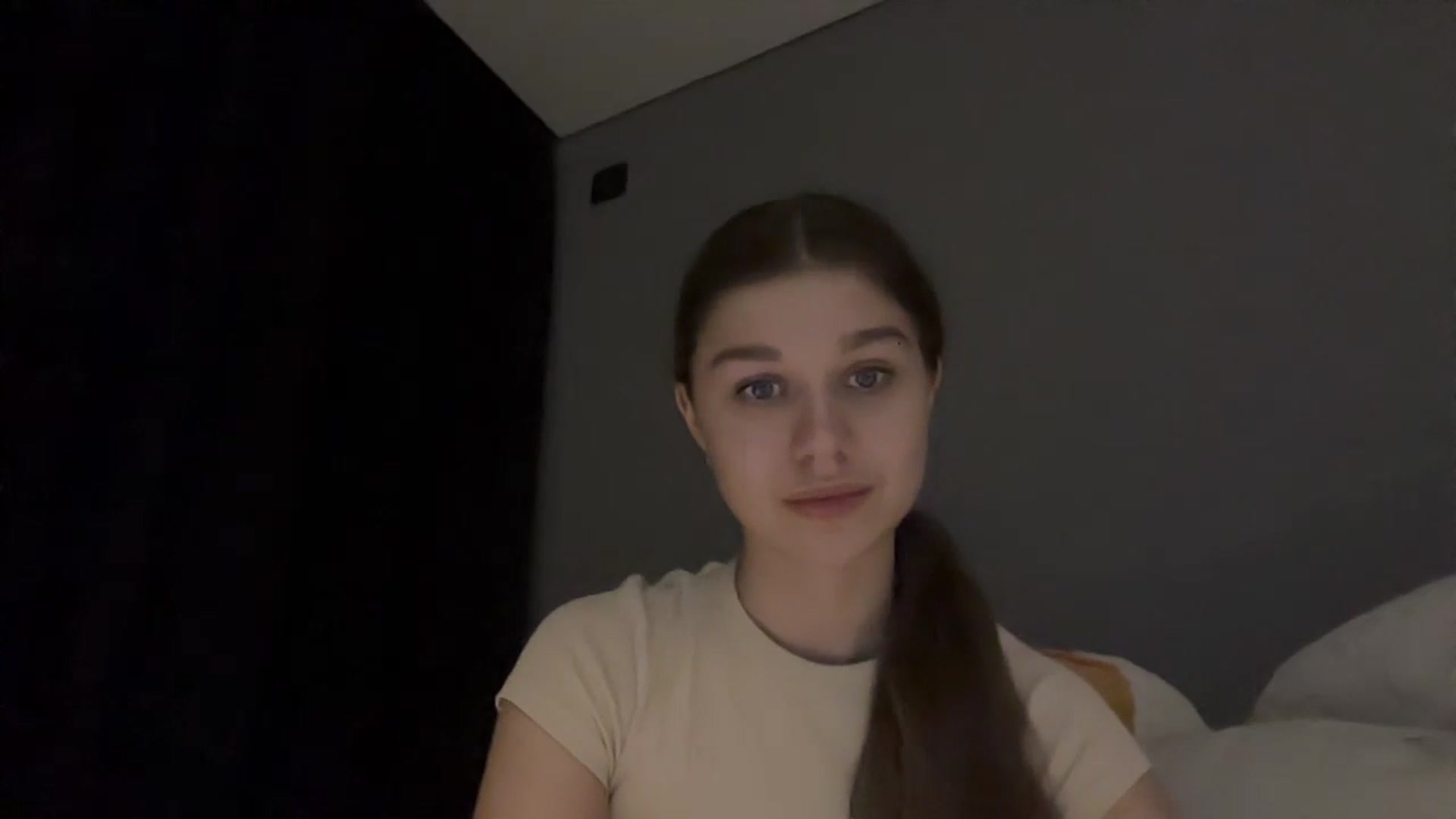 Gallery image thumbnail from JewelReigns's myfreecams stream on, 02/08/2026, 19:52 image 6 of 20