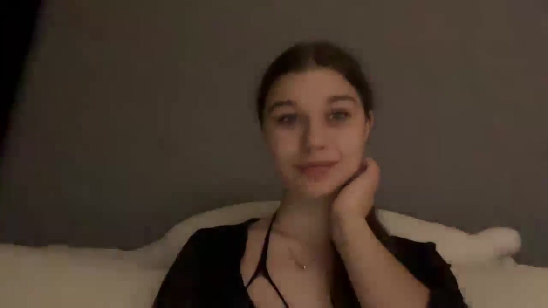 Gallery image thumbnail from JewelReigns's myfreecams stream on, 02/10/2026, 22:26 image 5 of 20