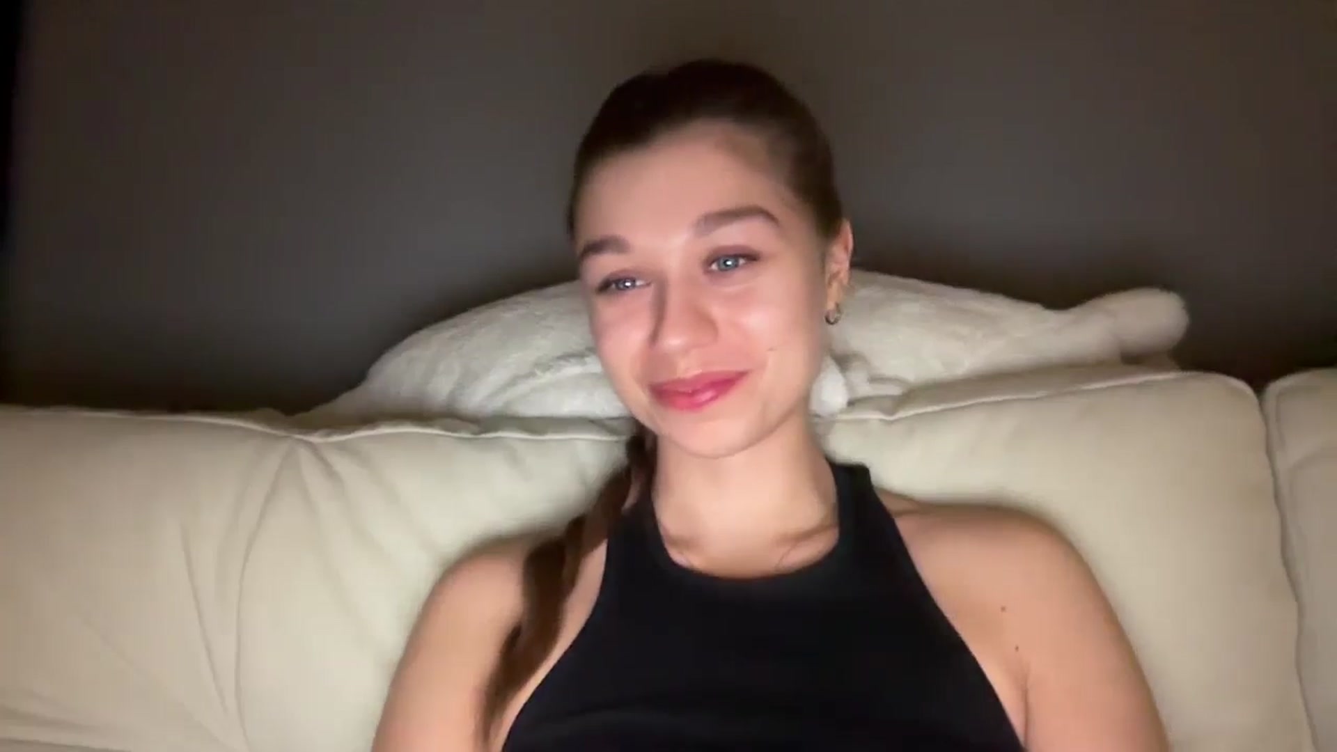 Gallery image thumbnail from JewelReigns's myfreecams stream on, 02/11/2026, 21:04 image 20 of 20