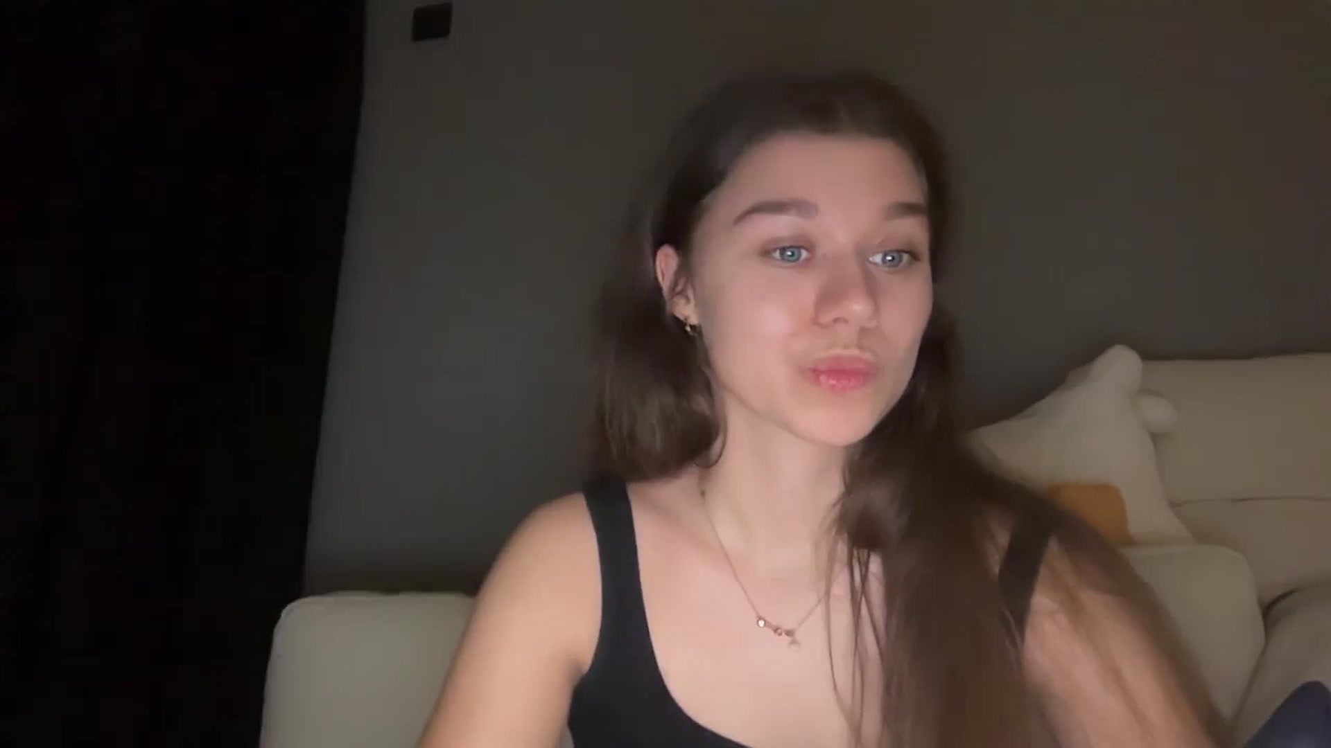Gallery image thumbnail from JewelReigns's myfreecams stream on, 02/23/2026, 23:21 image 18 of 20