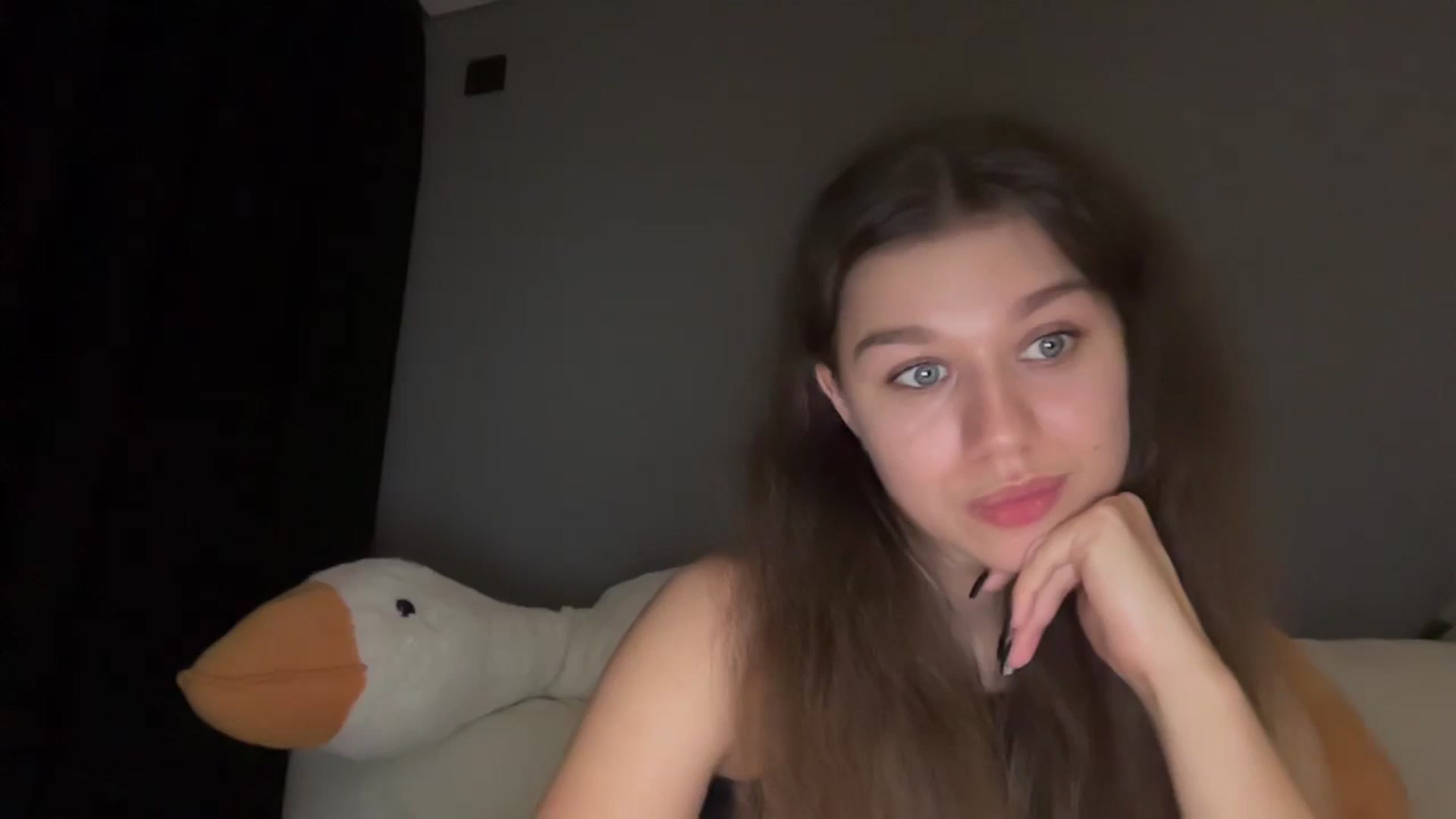 Gallery image thumbnail from JewelReigns's myfreecams stream on, 02/24/2026, 21:42 image 18 of 20