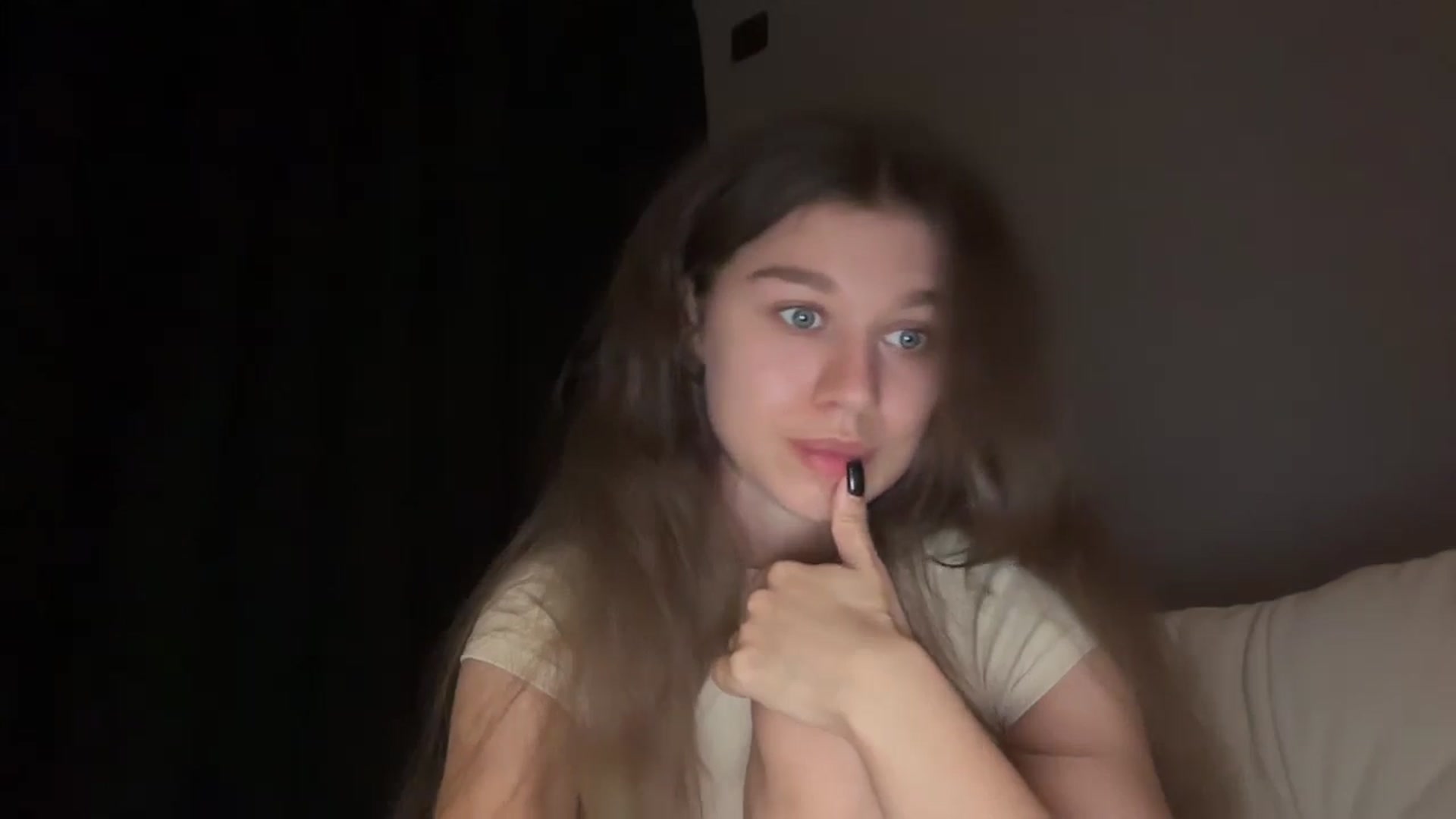 Gallery image thumbnail from JewelReigns's myfreecams stream on, 02/25/2026, 20:17 image 7 of 20