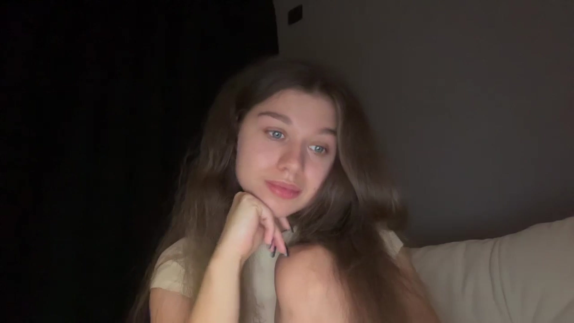 Gallery image thumbnail from JewelReigns's myfreecams stream on, 02/25/2026, 20:17 image 16 of 20