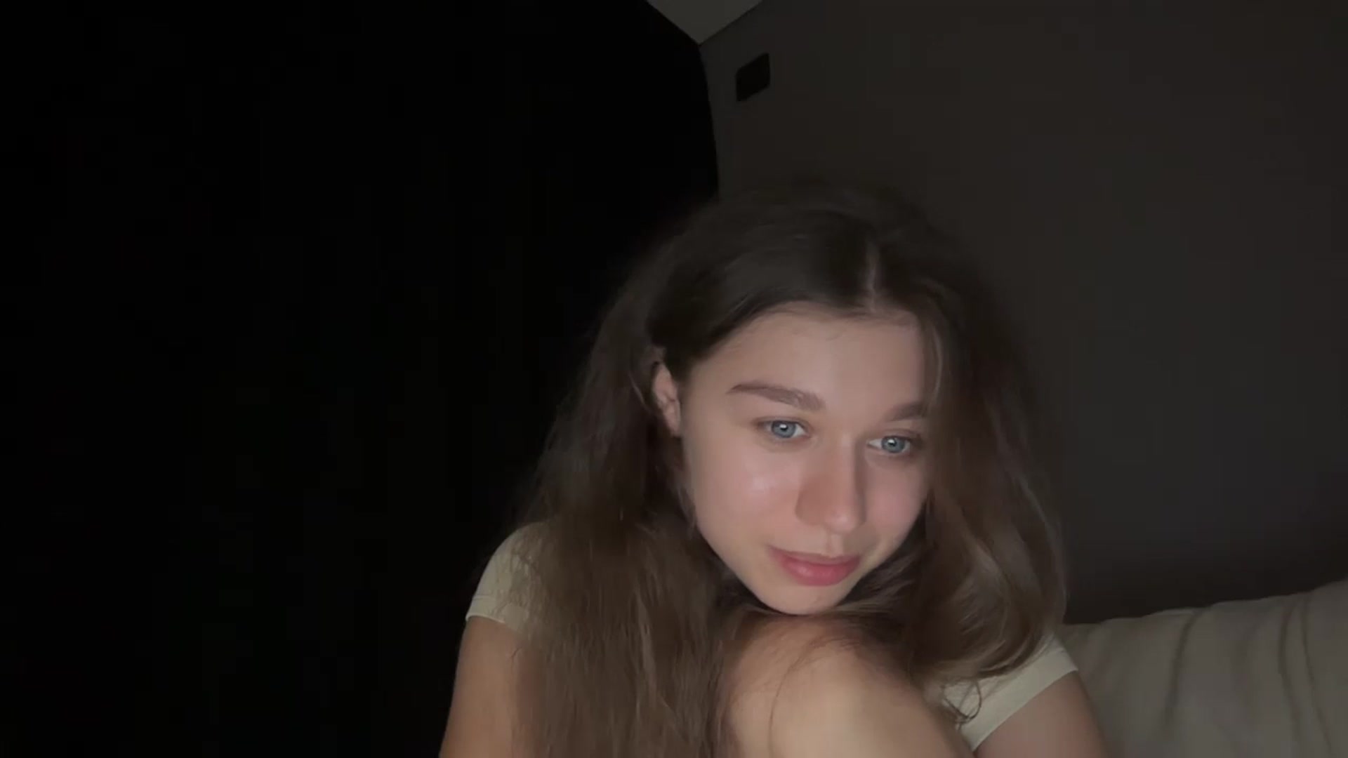 Gallery image thumbnail from JewelReigns's myfreecams stream on, 02/25/2026, 20:53 image 10 of 20