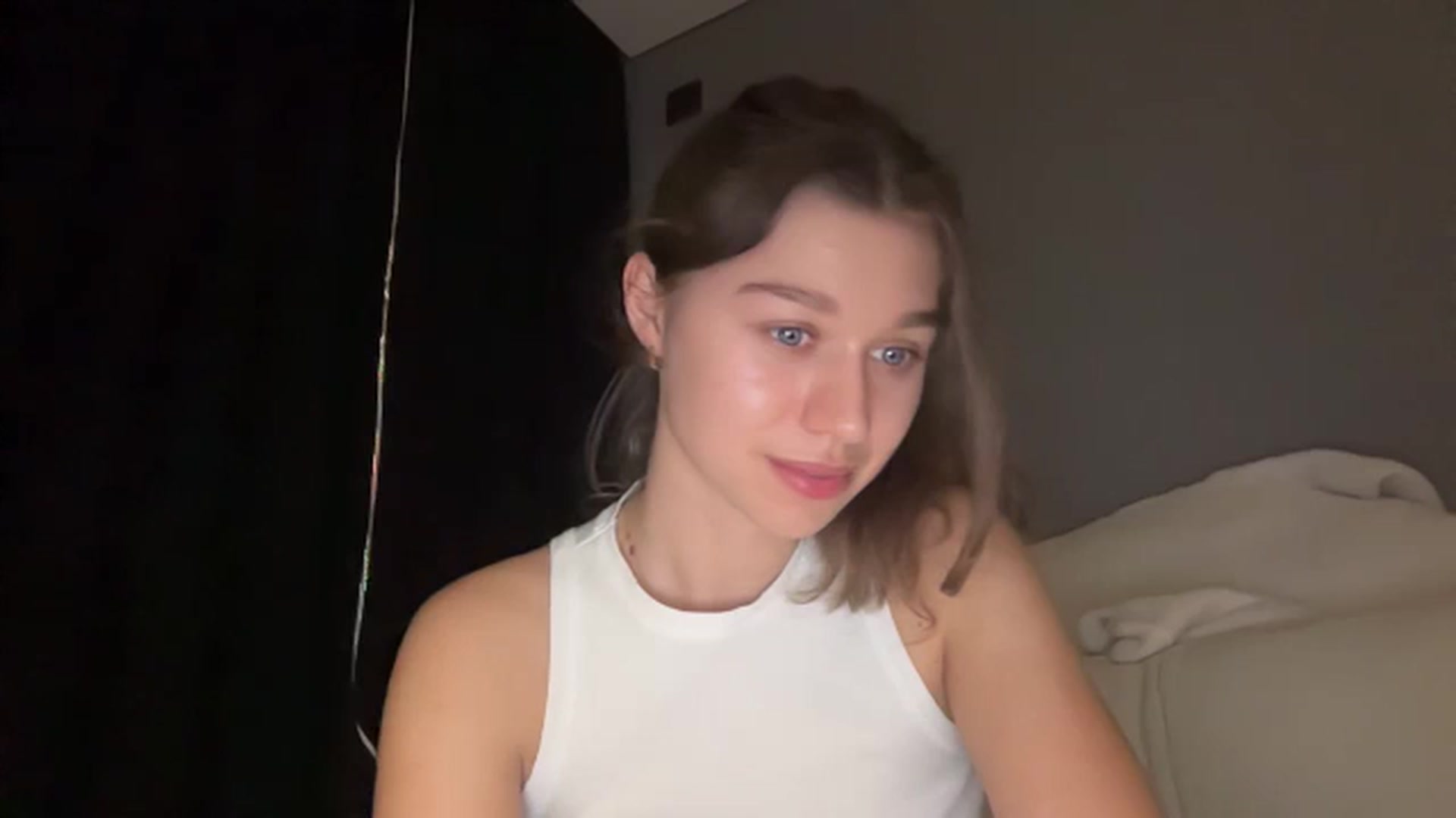 Gallery image thumbnail from JewelReigns's myfreecams stream on, 02/26/2026, 22:52 image 11 of 20
