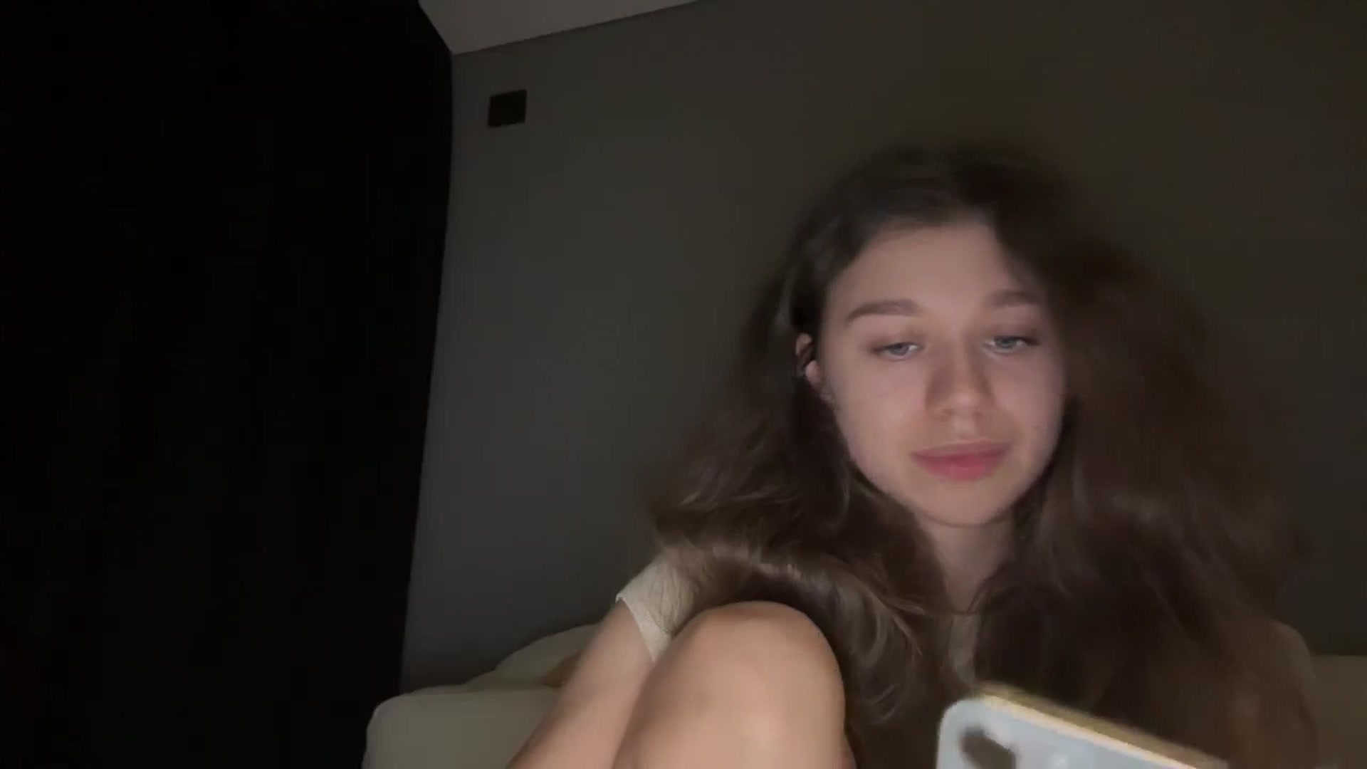 Gallery image thumbnail from JewelReigns's myfreecams stream on, 03/03/2026, 19:44 image 16 of 20