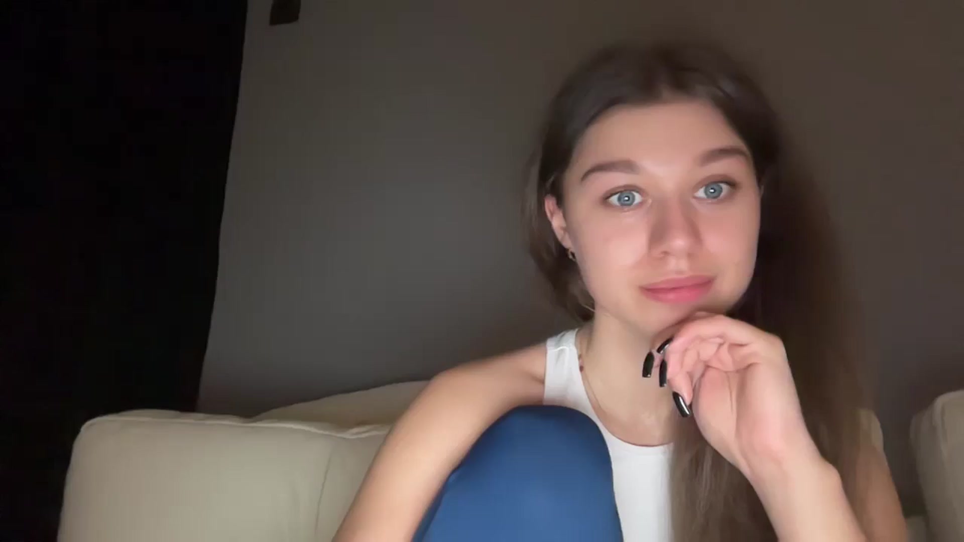 Gallery image thumbnail from JewelReigns's myfreecams stream on, 03/06/2026, 19:18 image 18 of 20