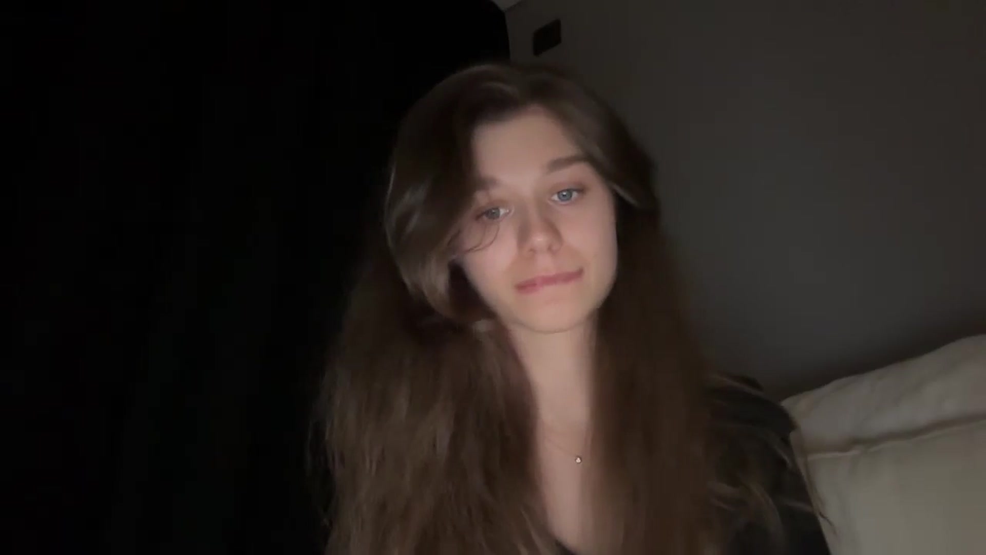 Gallery image thumbnail from JewelReigns's myfreecams stream on, 03/10/2026, 21:09 image 10 of 20