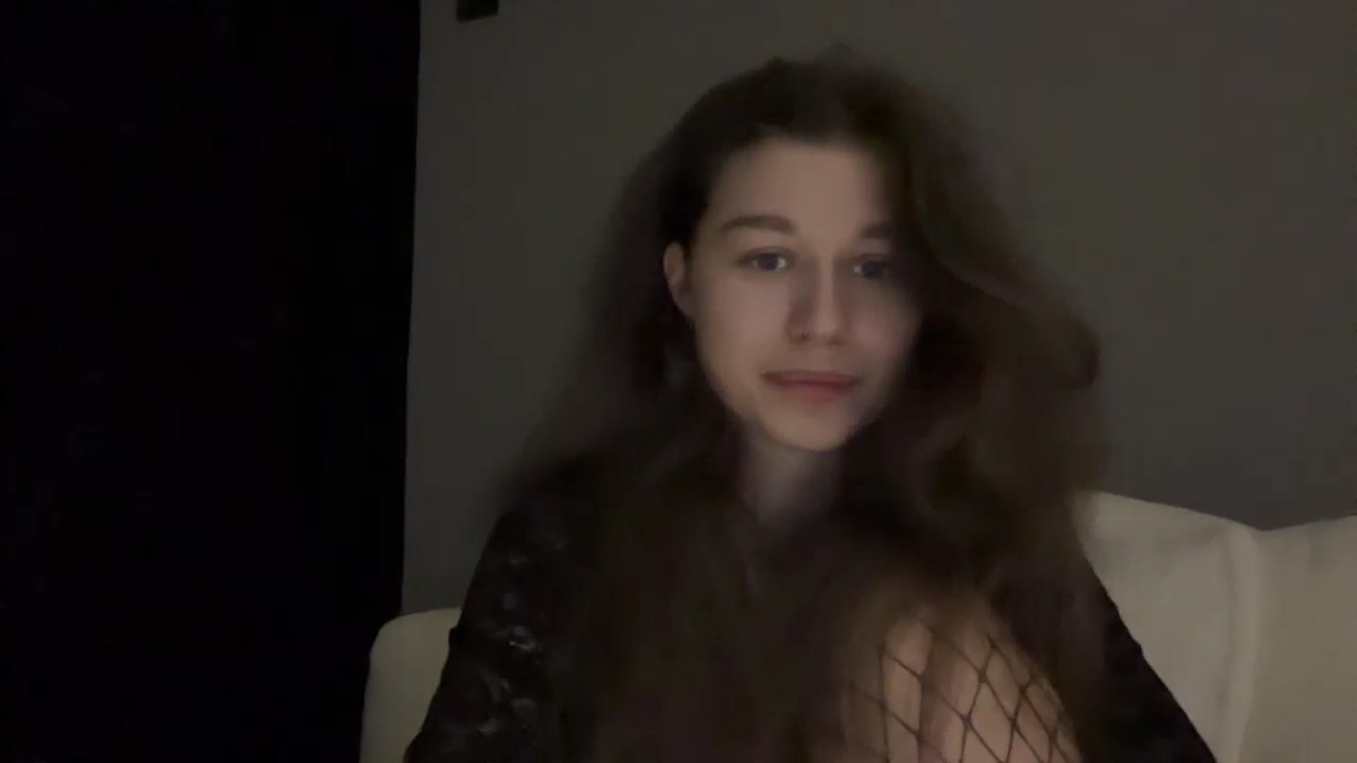 Gallery image thumbnail from JewelReigns's myfreecams stream on, 03/11/2026, 21:38 image 9 of 20