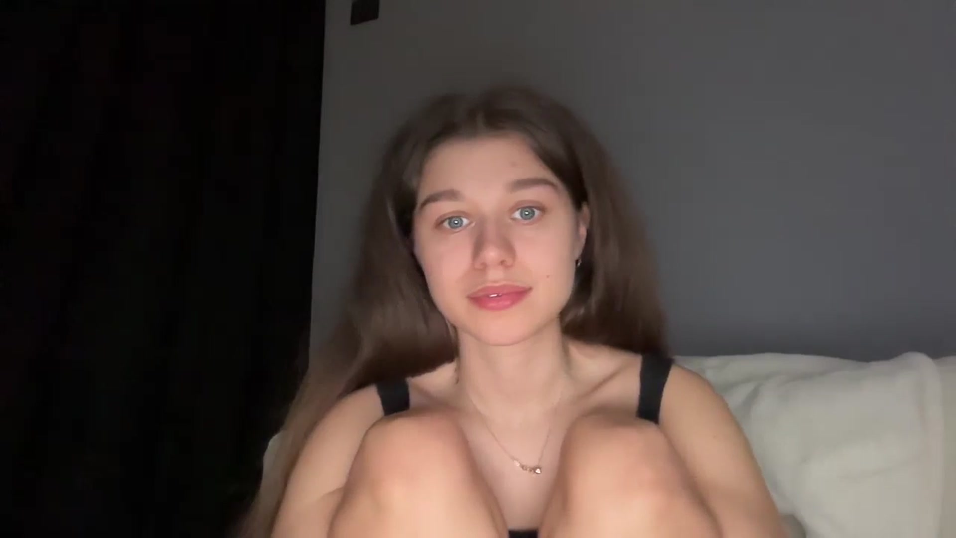 Gallery image thumbnail from JewelReigns's myfreecams stream on, 03/14/2026, 22:28 image 19 of 20