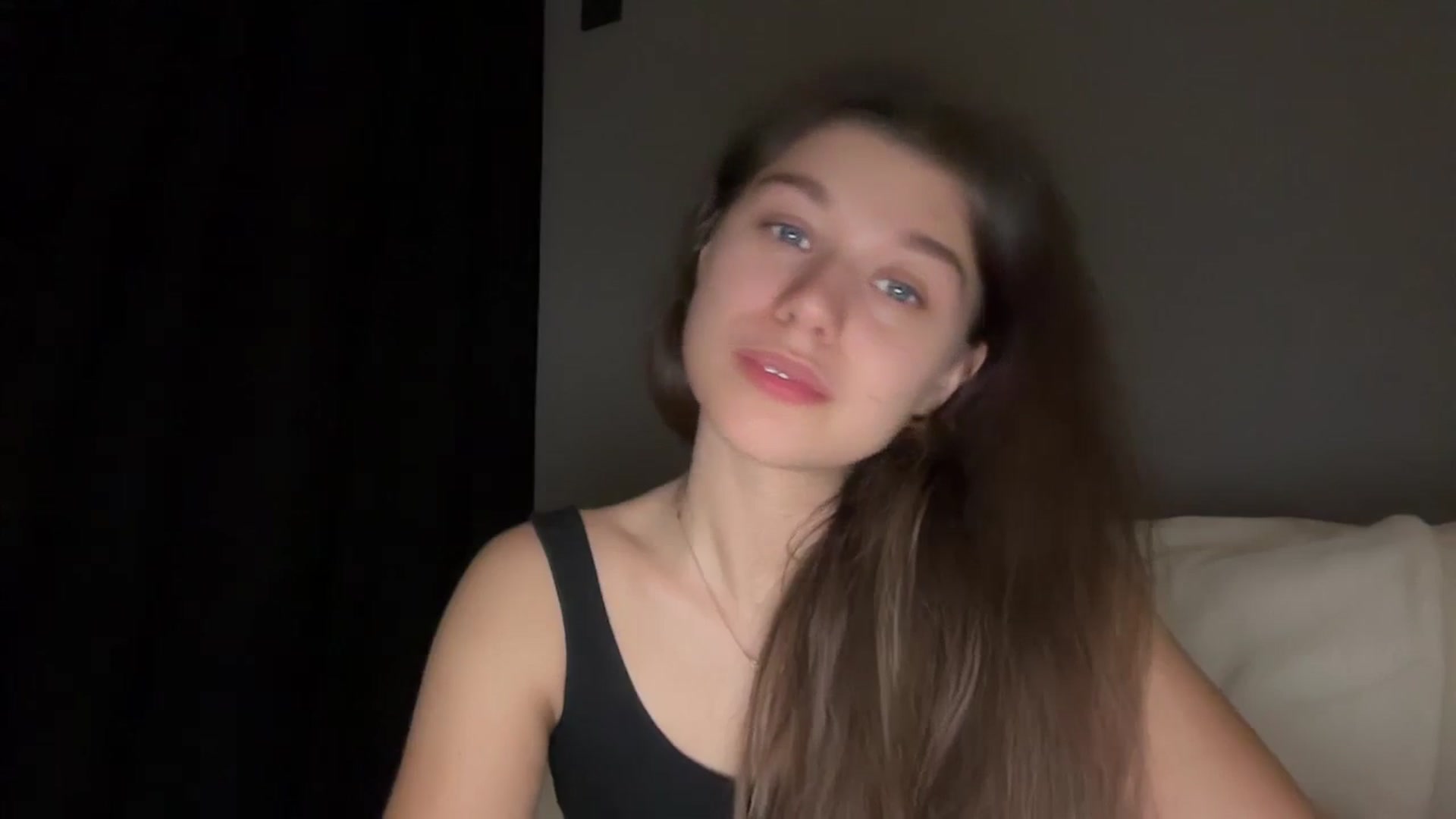 Gallery image thumbnail from JewelReigns's myfreecams stream on, 03/14/2026, 22:28 image 4 of 20