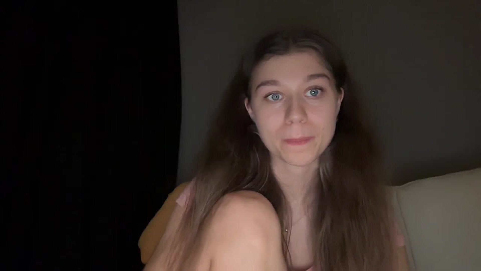 Gallery image thumbnail from JewelReigns's myfreecams stream on, 03/25/2026, 23:35 image 18 of 20