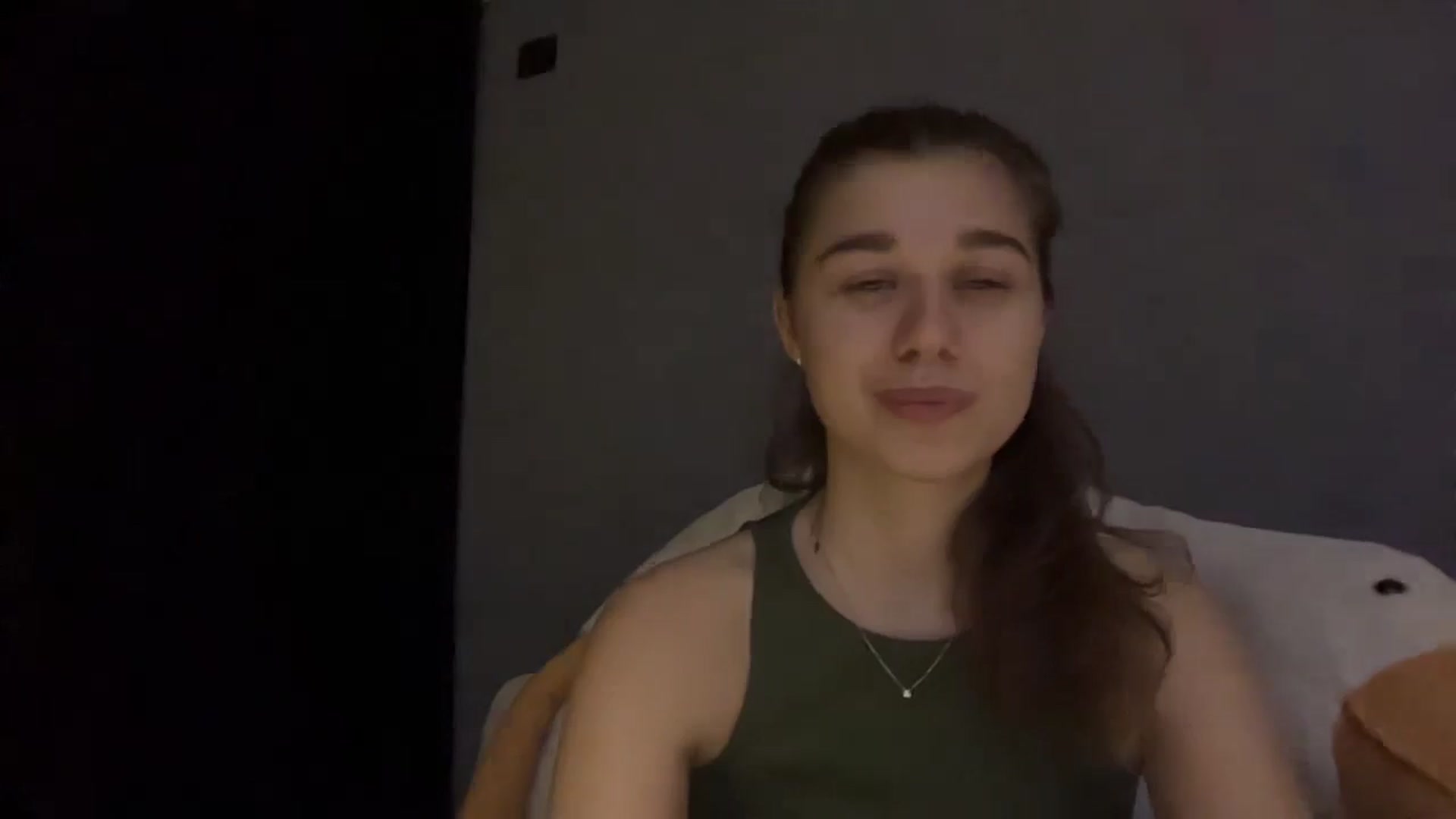 Gallery image thumbnail from JewelReigns's myfreecams stream on, 04/14/2026, 21:24 image 4 of 20