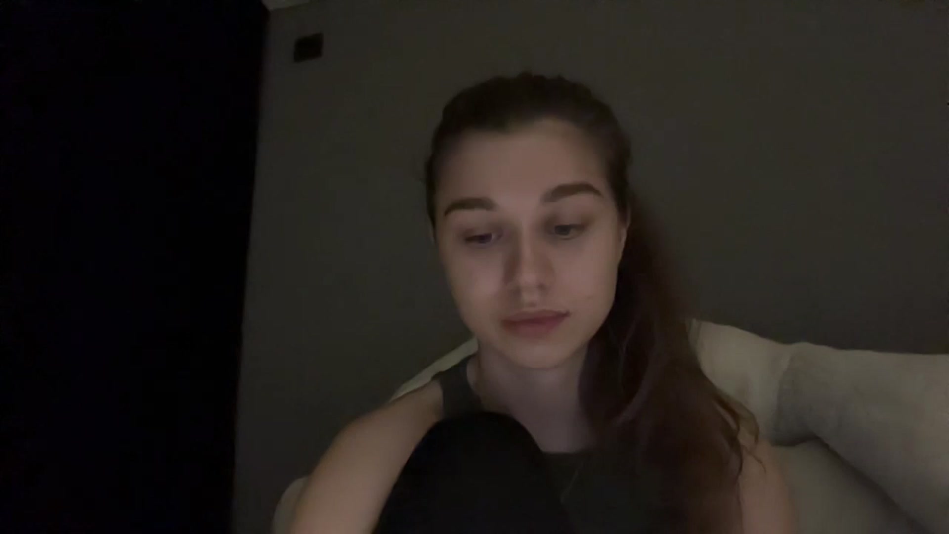 Gallery image thumbnail from JewelReigns's myfreecams stream on, 04/14/2026, 21:24 image 18 of 20