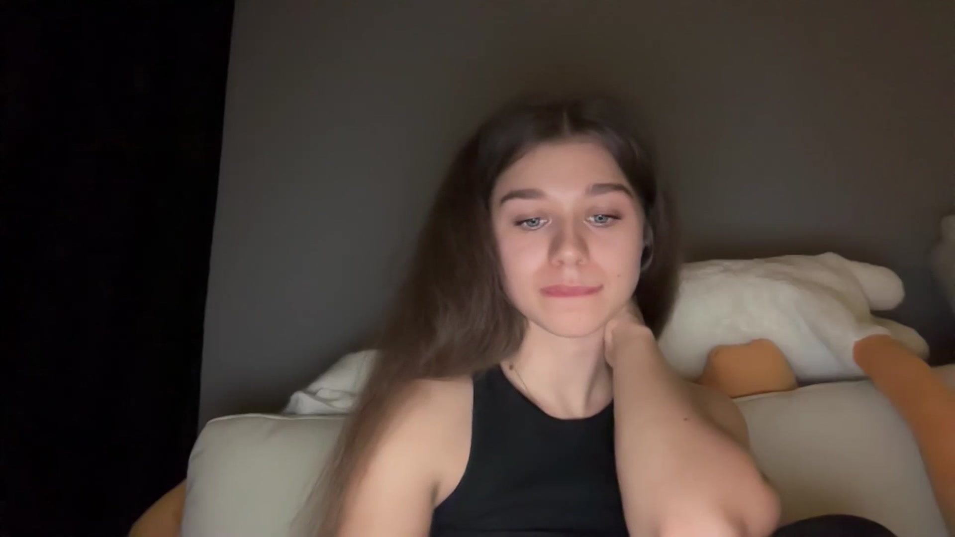 Gallery image thumbnail from JewelReigns's myfreecams stream on, 04/29/2026, 21:06 image 10 of 20
