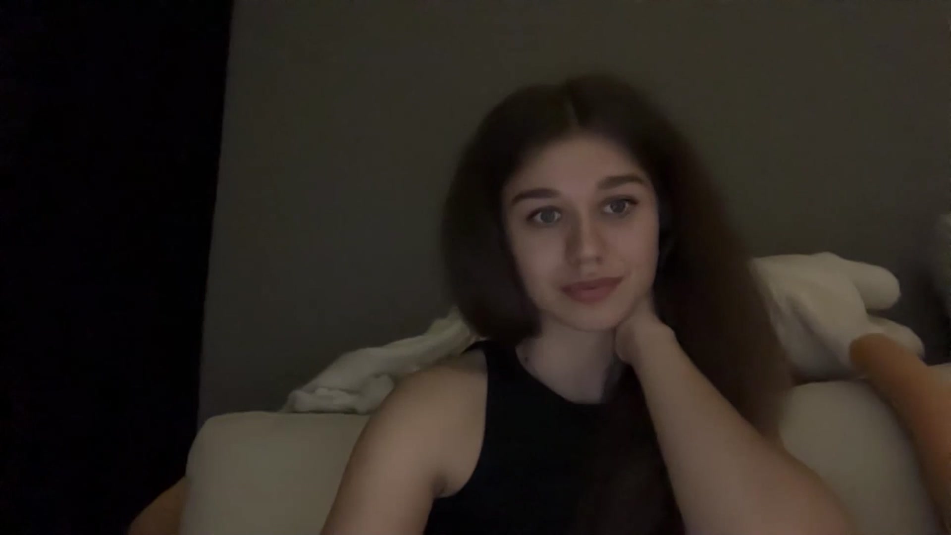 Gallery image thumbnail from JewelReigns's myfreecams stream on, 04/29/2026, 21:06 image 7 of 20