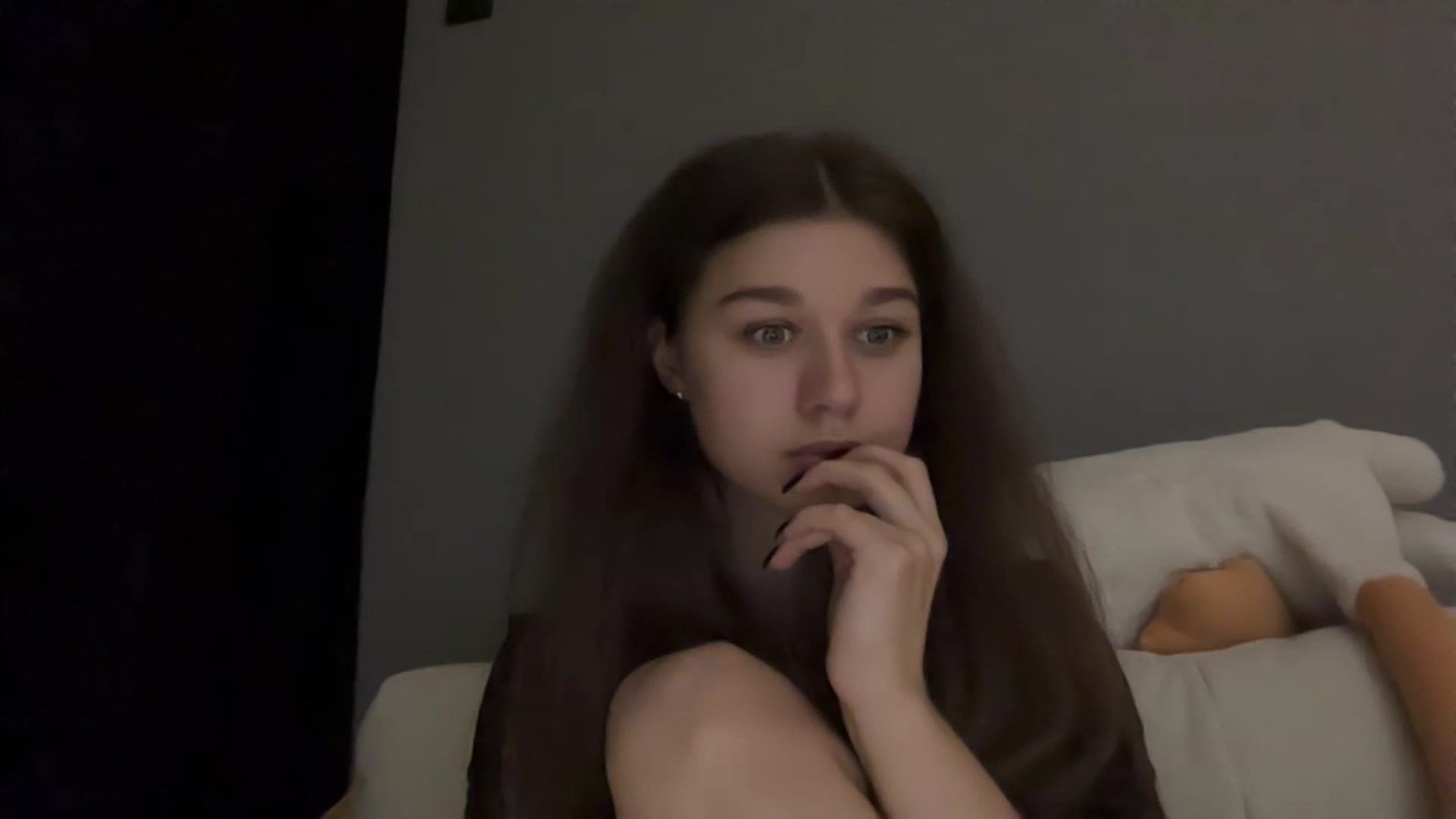 Gallery image thumbnail from JewelReigns's myfreecams stream on, 04/30/2026, 19:46 image 2 of 20