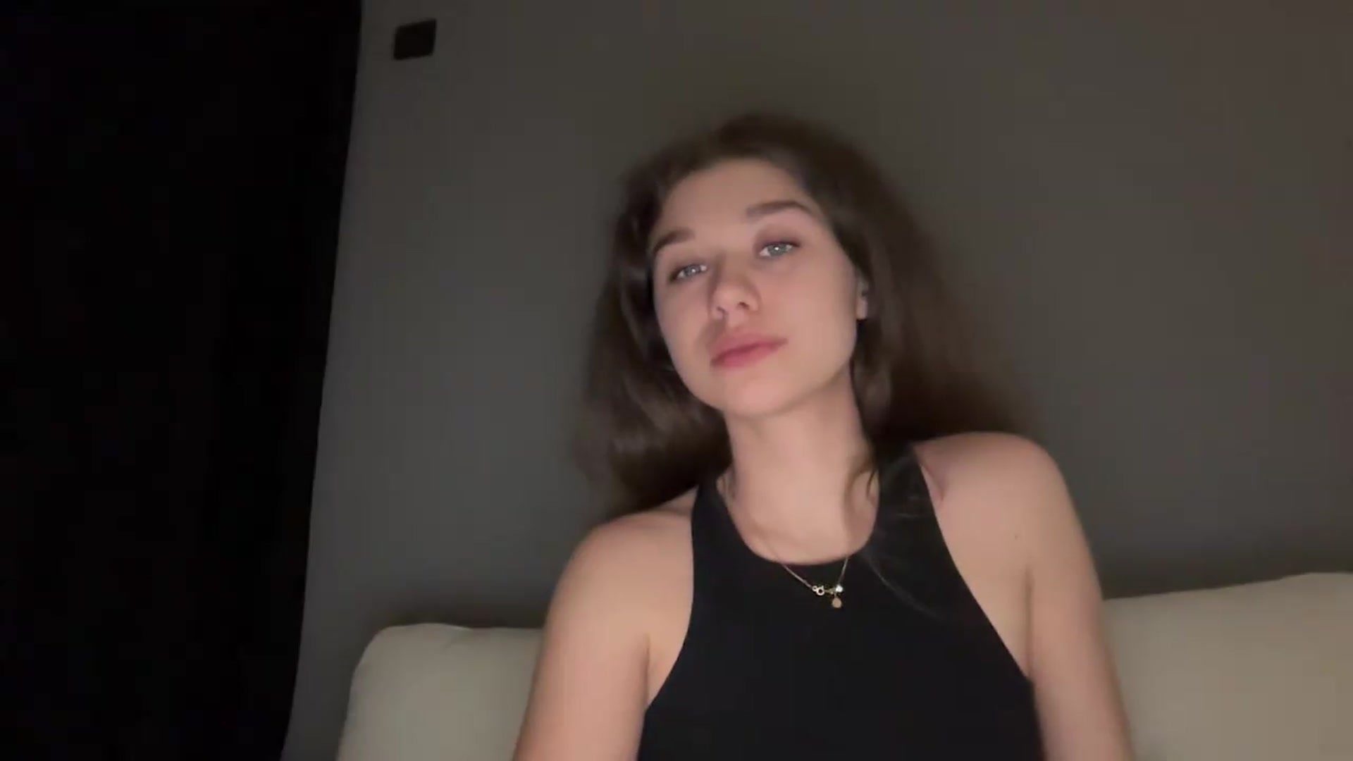 Gallery image thumbnail from JewelReigns's myfreecams stream on, 05/12/2026, 22:55 image 7 of 20