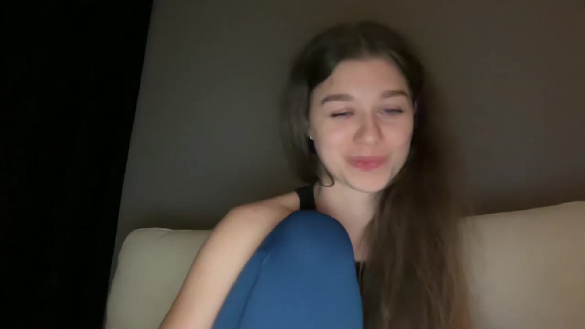 Gallery image thumbnail from JewelReigns's myfreecams stream on, 05/13/2026, 01:54 image 1 of 20