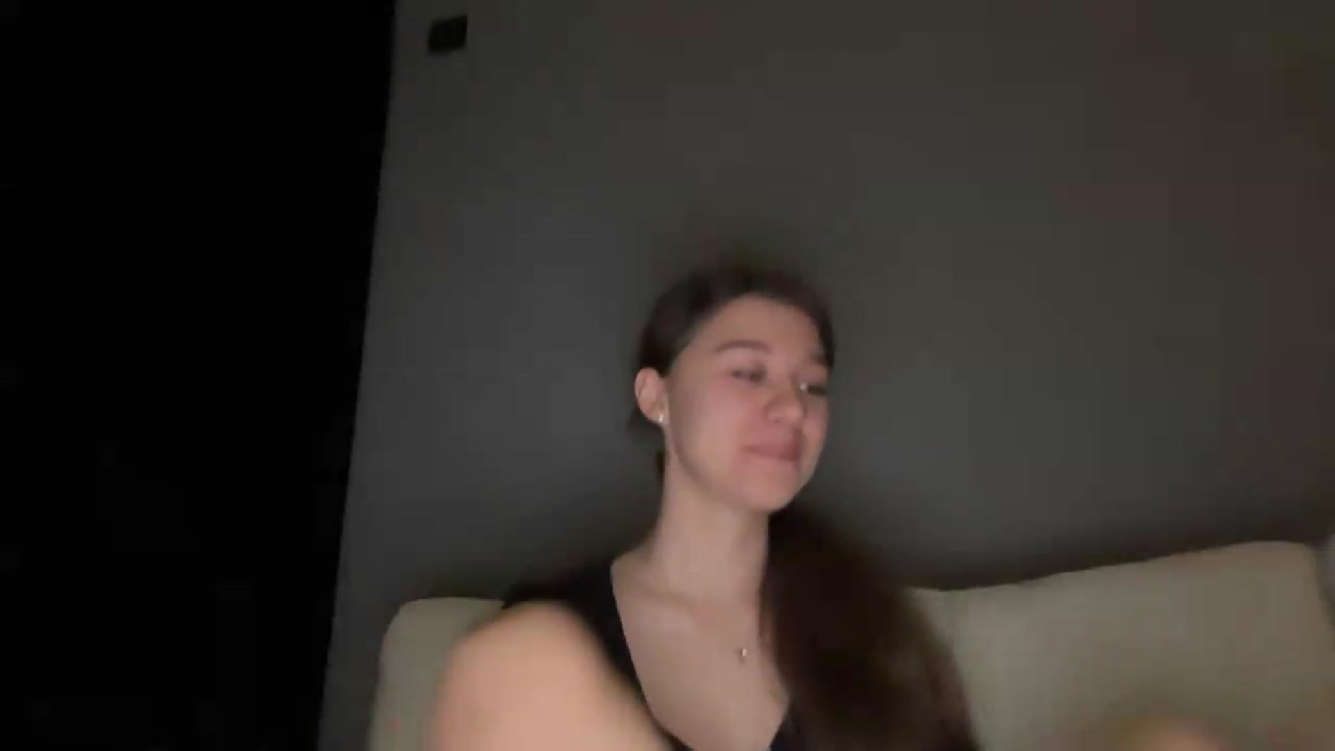 Gallery image thumbnail from JewelReigns's myfreecams stream on, 05/13/2026, 23:30 image 9 of 20