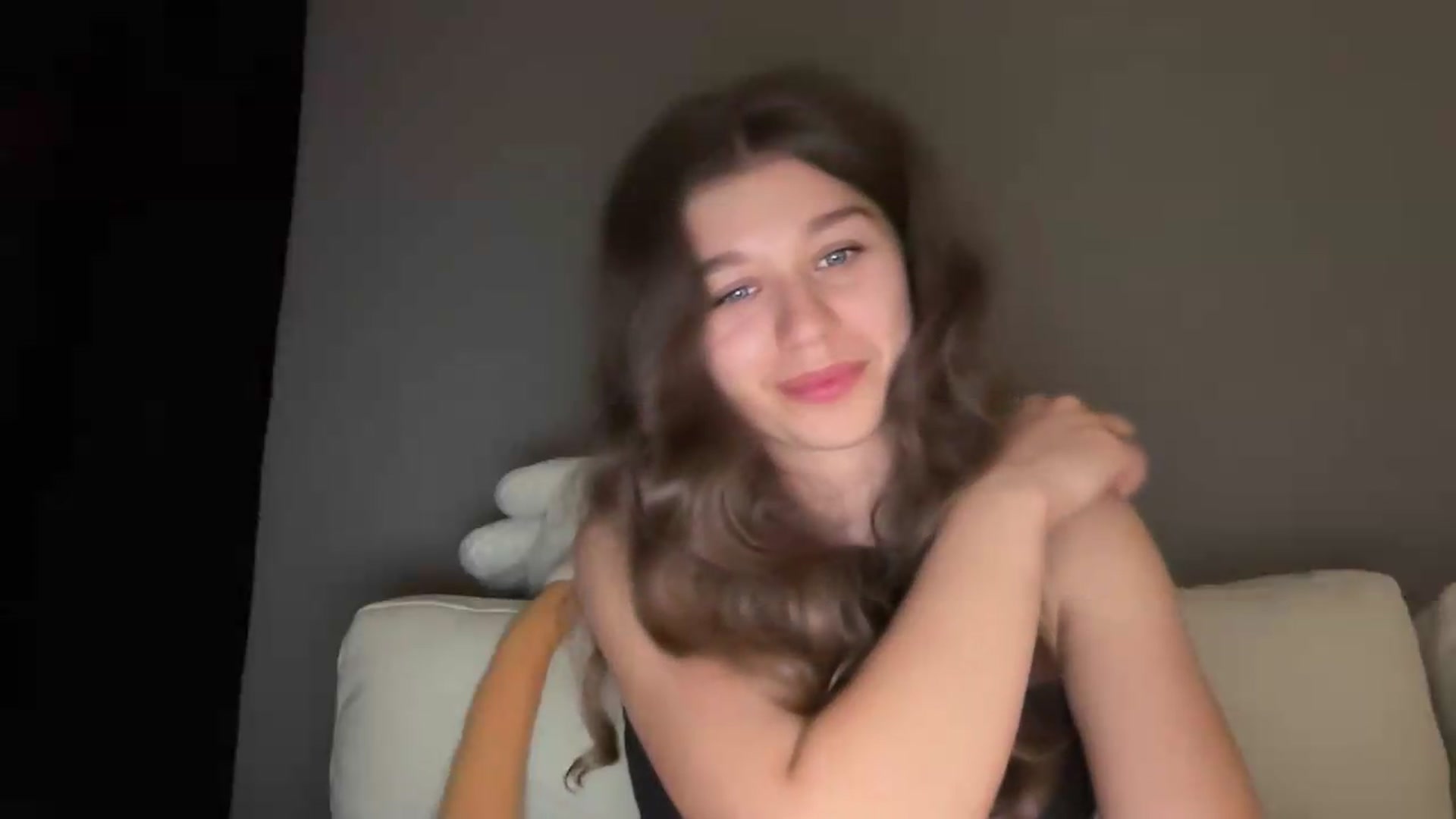 Gallery image thumbnail from JewelReigns's myfreecams stream on, 05/24/2026, 23:13 image 12 of 20