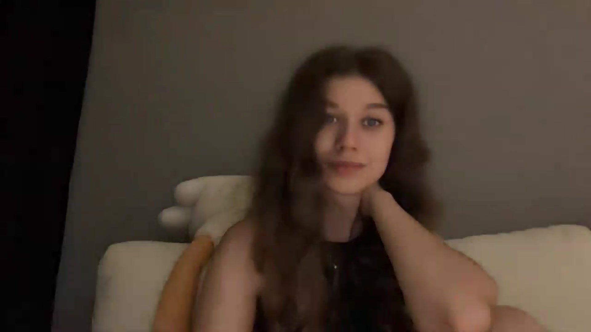 Gallery image thumbnail from JewelReigns's myfreecams stream on, 05/24/2026, 23:13 image 16 of 20