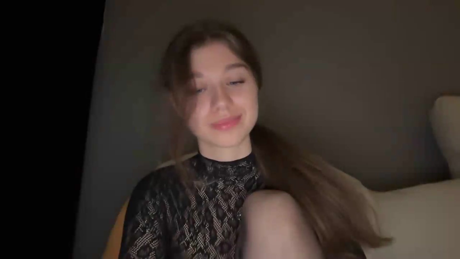Gallery image thumbnail from JewelReigns's myfreecams stream on, 05/26/2026, 23:05 image 13 of 20