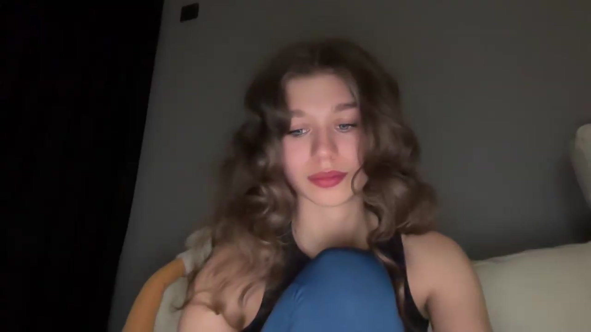 Gallery image thumbnail from JewelReigns's myfreecams stream on, 05/30/2026, 21:33 image 3 of 20