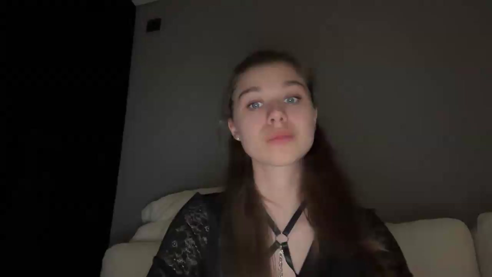 Gallery image thumbnail from JewelReigns's myfreecams stream on, 06/15/2026, 20:59 image 2 of 20