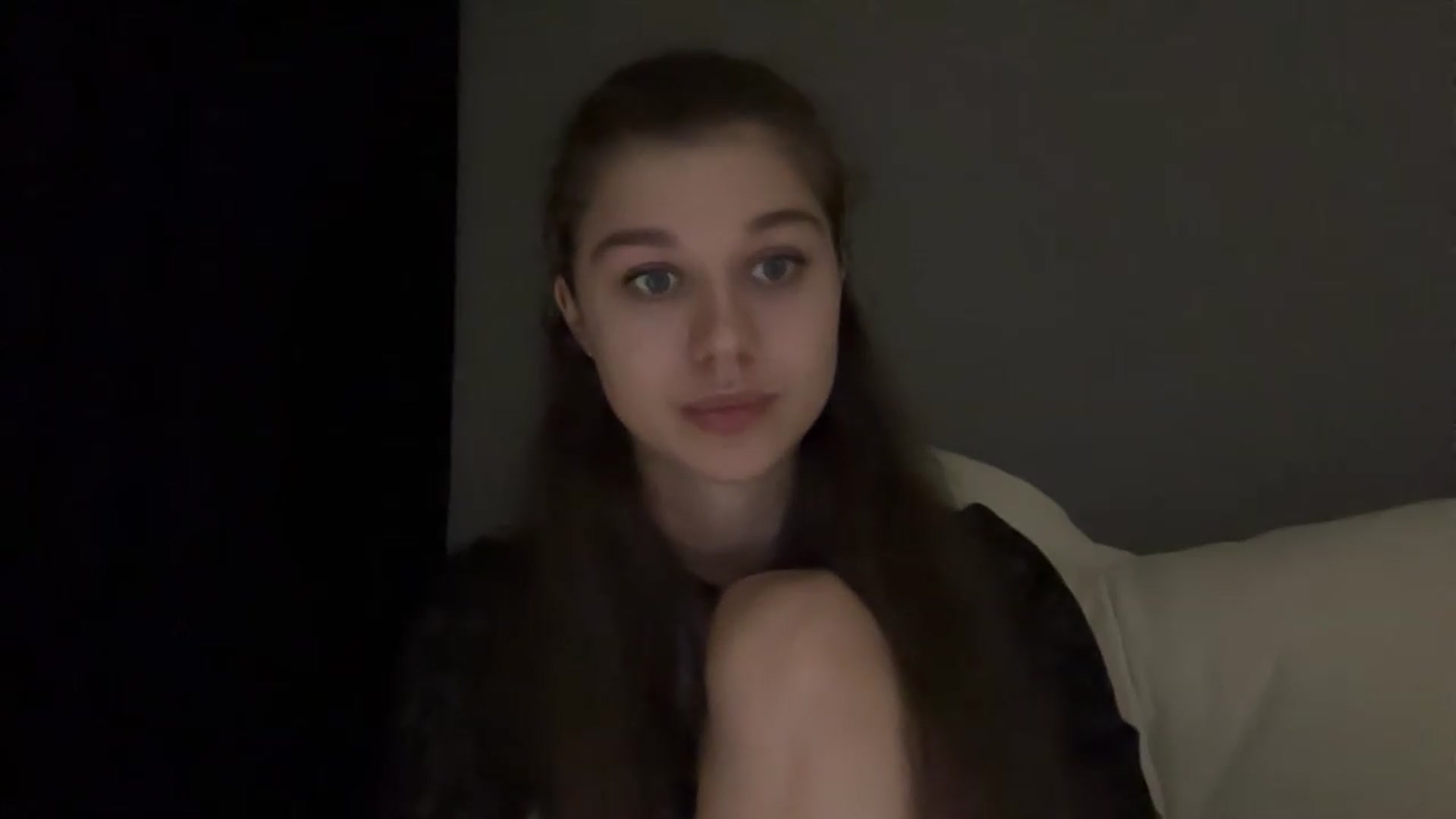 Gallery image thumbnail from JewelReigns's myfreecams stream on, 06/15/2026, 23:37 image 14 of 20
