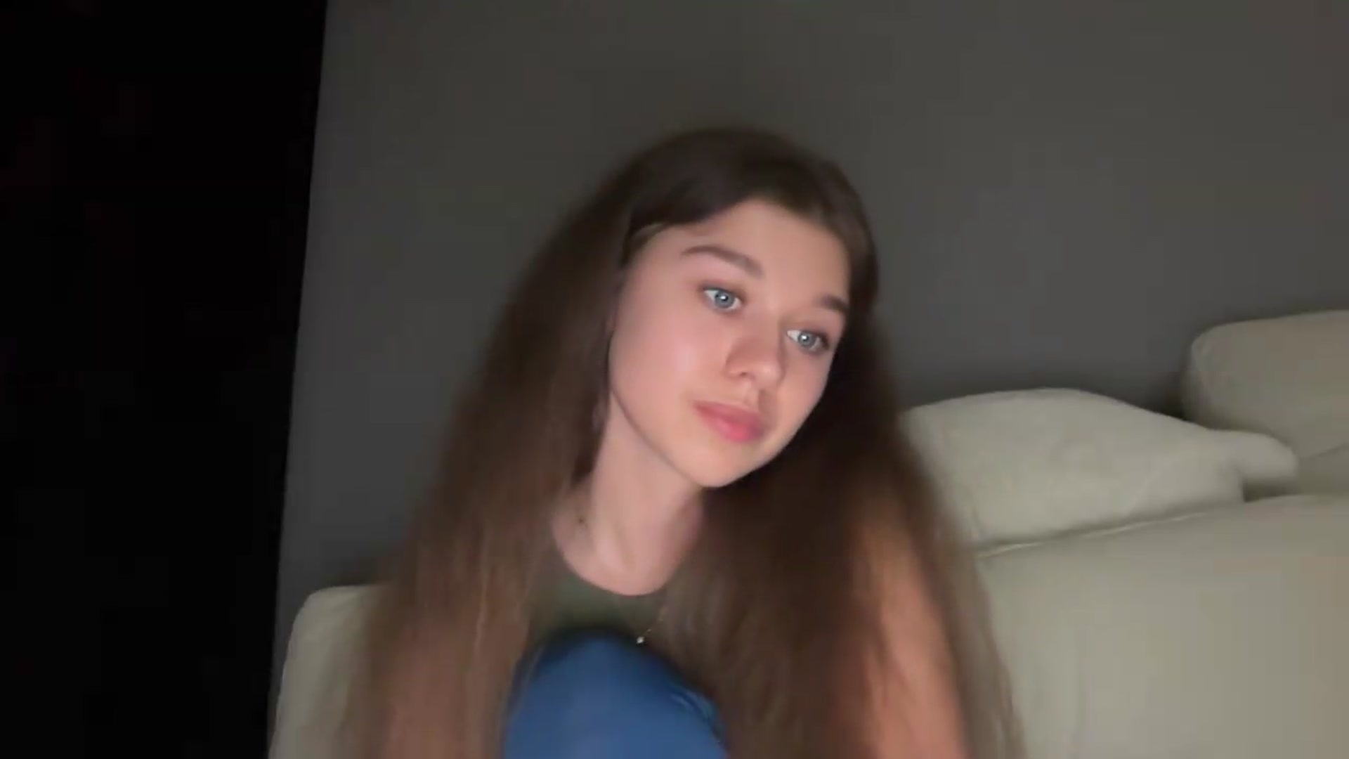 Gallery image thumbnail from JewelReigns's myfreecams stream on, 06/18/2026, 20:57 image 15 of 20