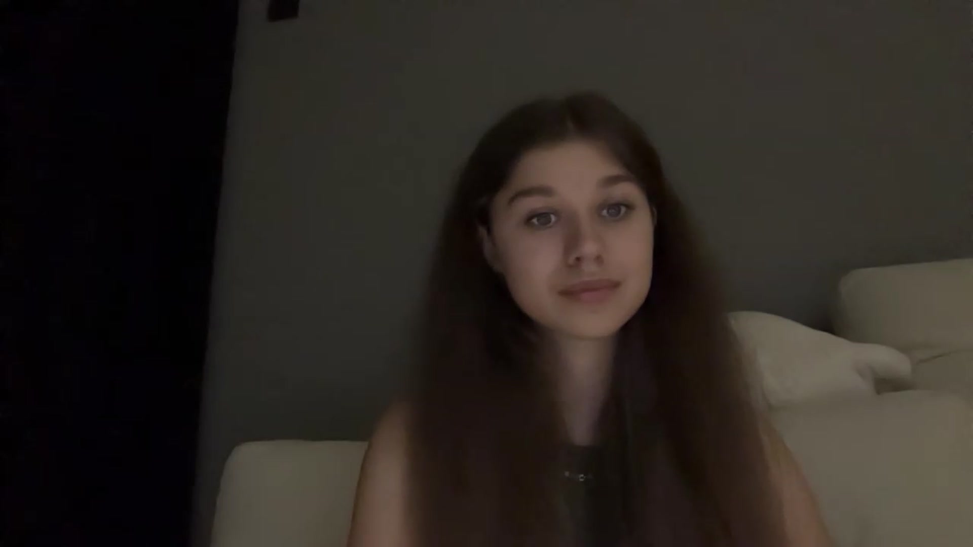Gallery image thumbnail from JewelReigns's myfreecams stream on, 06/18/2026, 20:57 image 6 of 20