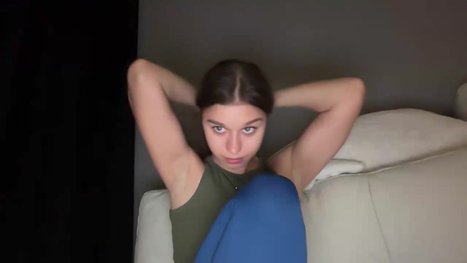 Gallery image thumbnail from JewelReigns's myfreecams stream on, 06/18/2026, 23:17 image 8 of 20