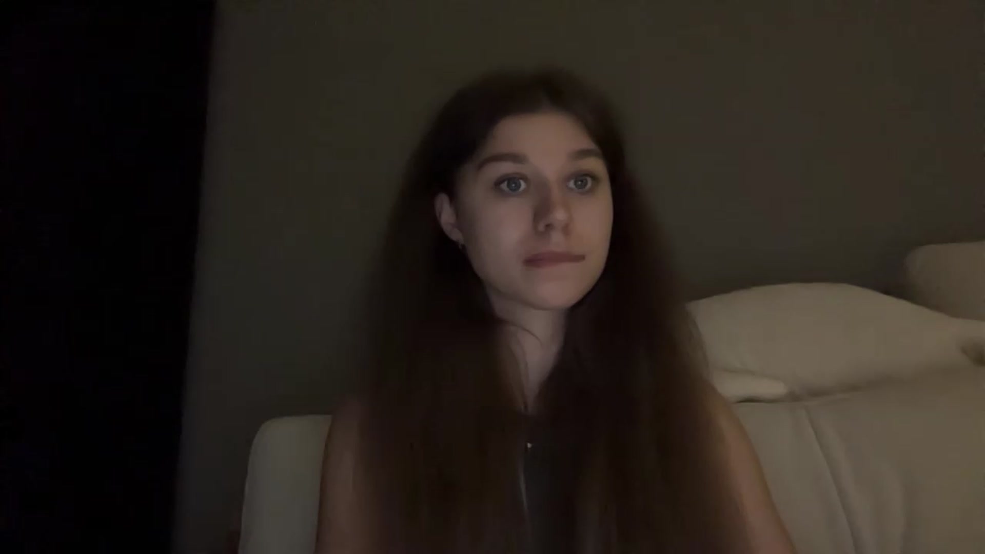 Gallery image thumbnail from JewelReigns's myfreecams stream on, 06/18/2026, 23:57 image 10 of 20