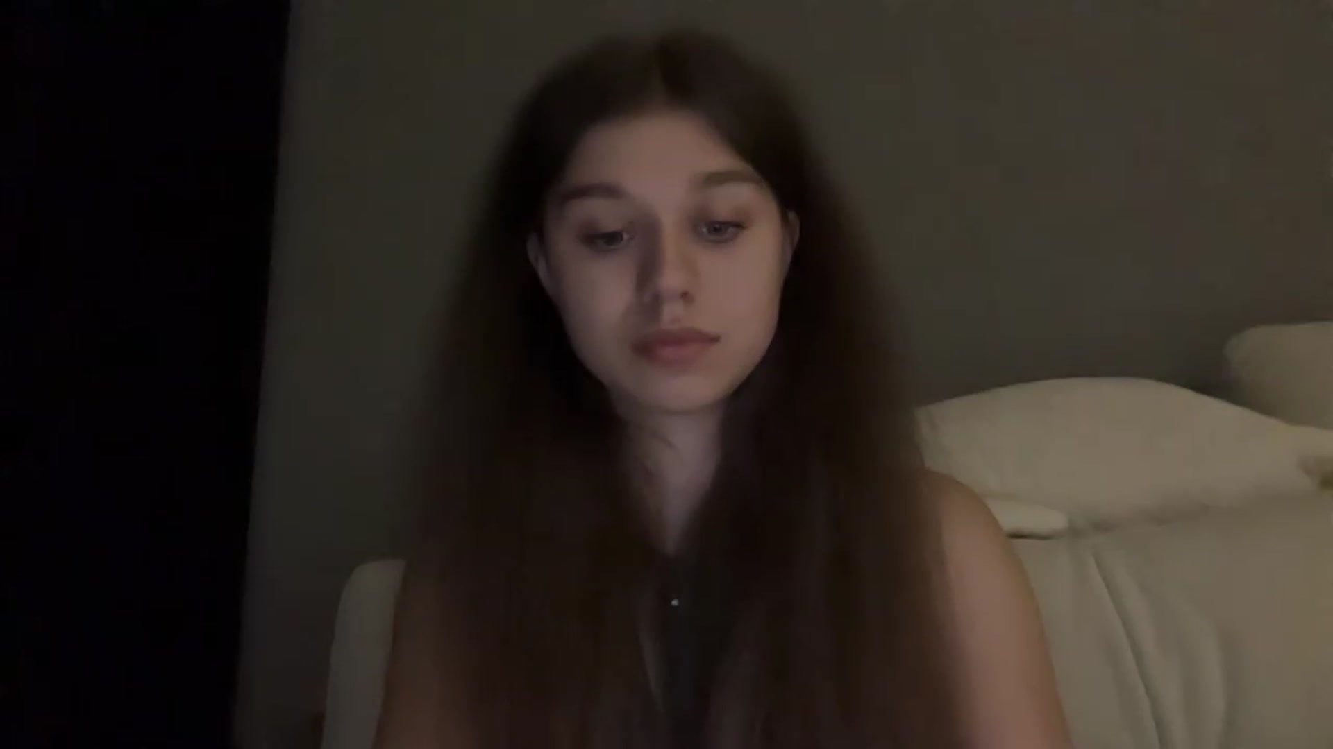 Gallery image thumbnail from JewelReigns's myfreecams stream on, 06/18/2026, 23:57 image 9 of 20