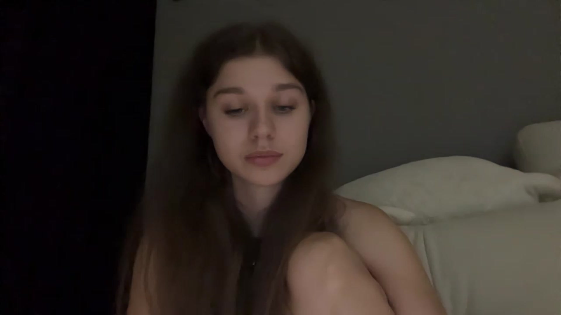 Gallery image thumbnail from JewelReigns's myfreecams stream on, 06/19/2026, 20:50 image 16 of 20