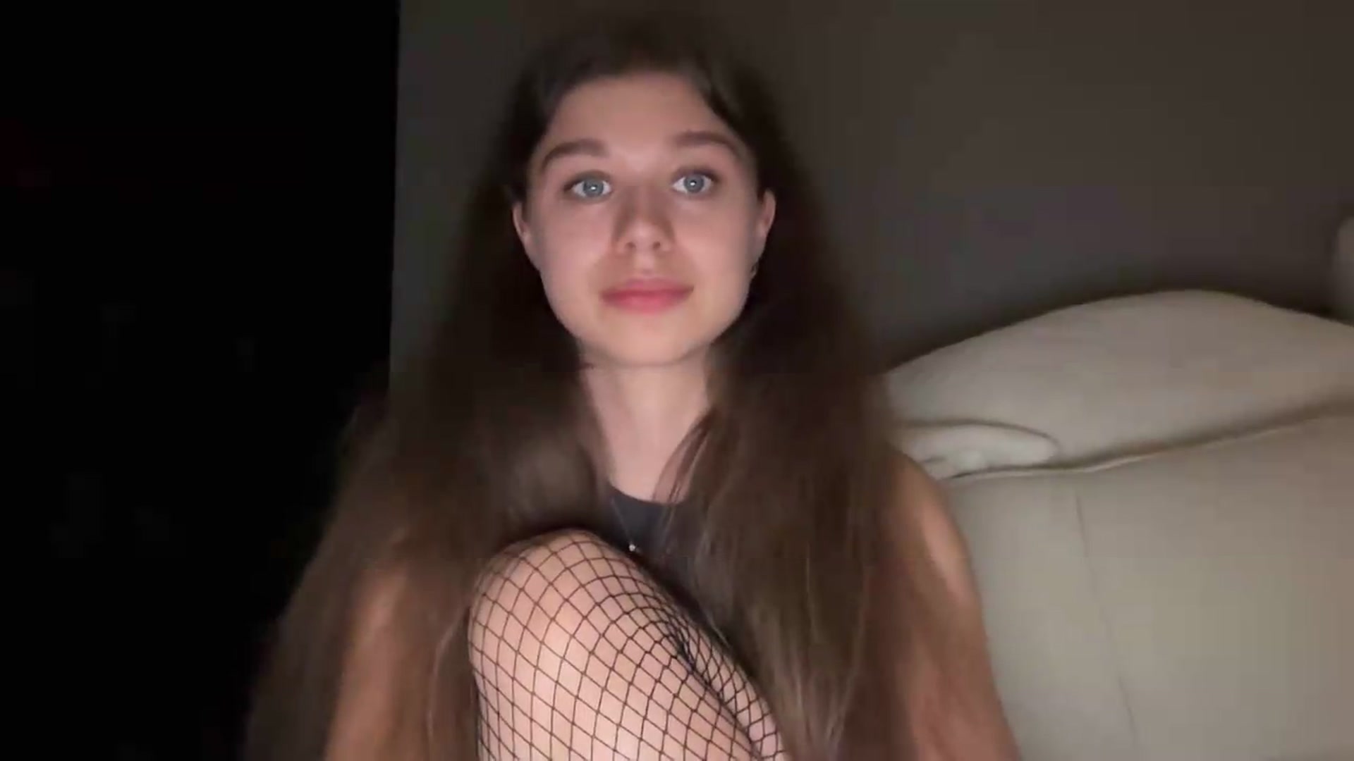 Gallery image thumbnail from JewelReigns's myfreecams stream on, 06/19/2026, 22:33 image 20 of 20