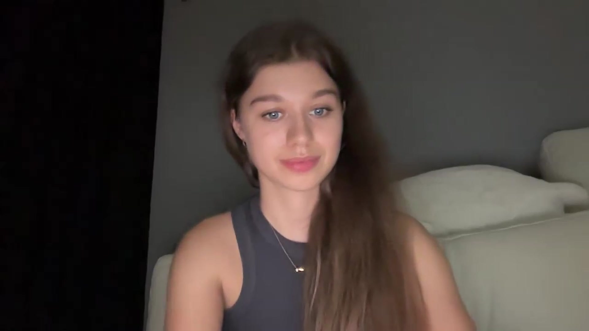 Gallery image thumbnail from JewelReigns's myfreecams stream on, 06/19/2026, 22:33 image 2 of 20