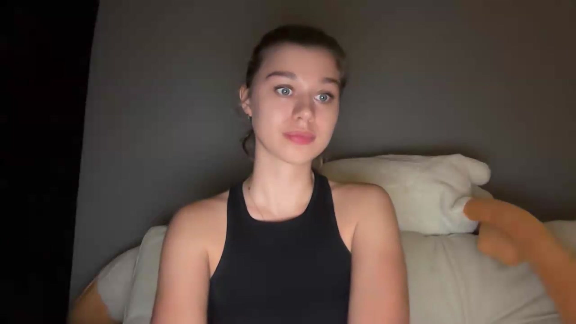 Gallery image thumbnail from JewelReigns's myfreecams stream on, 06/26/2026, 23:08 image 13 of 20