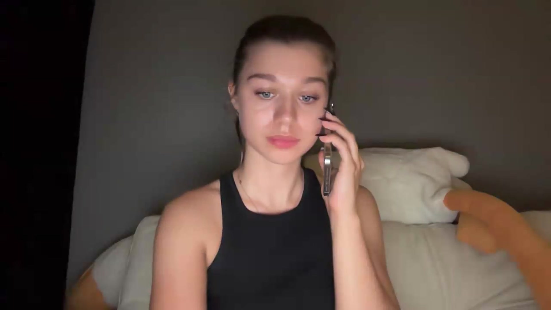 Gallery image thumbnail from JewelReigns's myfreecams stream on, 06/26/2026, 23:08 image 19 of 20