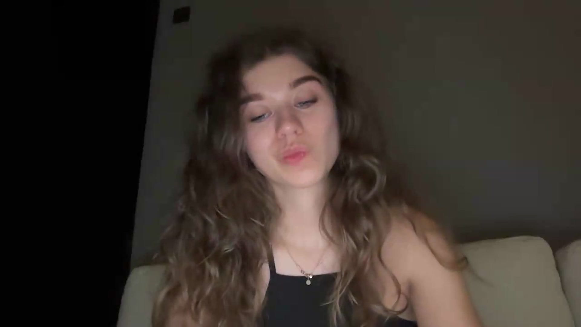 Gallery image thumbnail from JewelReigns's myfreecams stream on, 06/30/2026, 22:09 image 10 of 20
