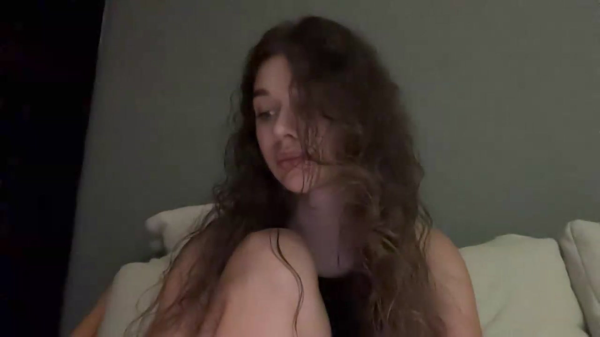 Gallery image thumbnail from JewelReigns's myfreecams stream on, 07/05/2026, 22:03 image 10 of 20