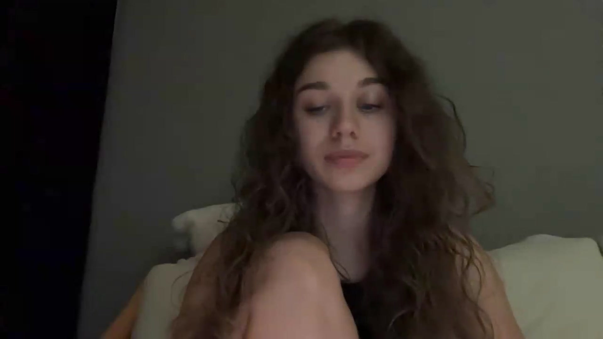 Gallery image thumbnail from JewelReigns's myfreecams stream on, 07/05/2026, 22:23 image 18 of 20