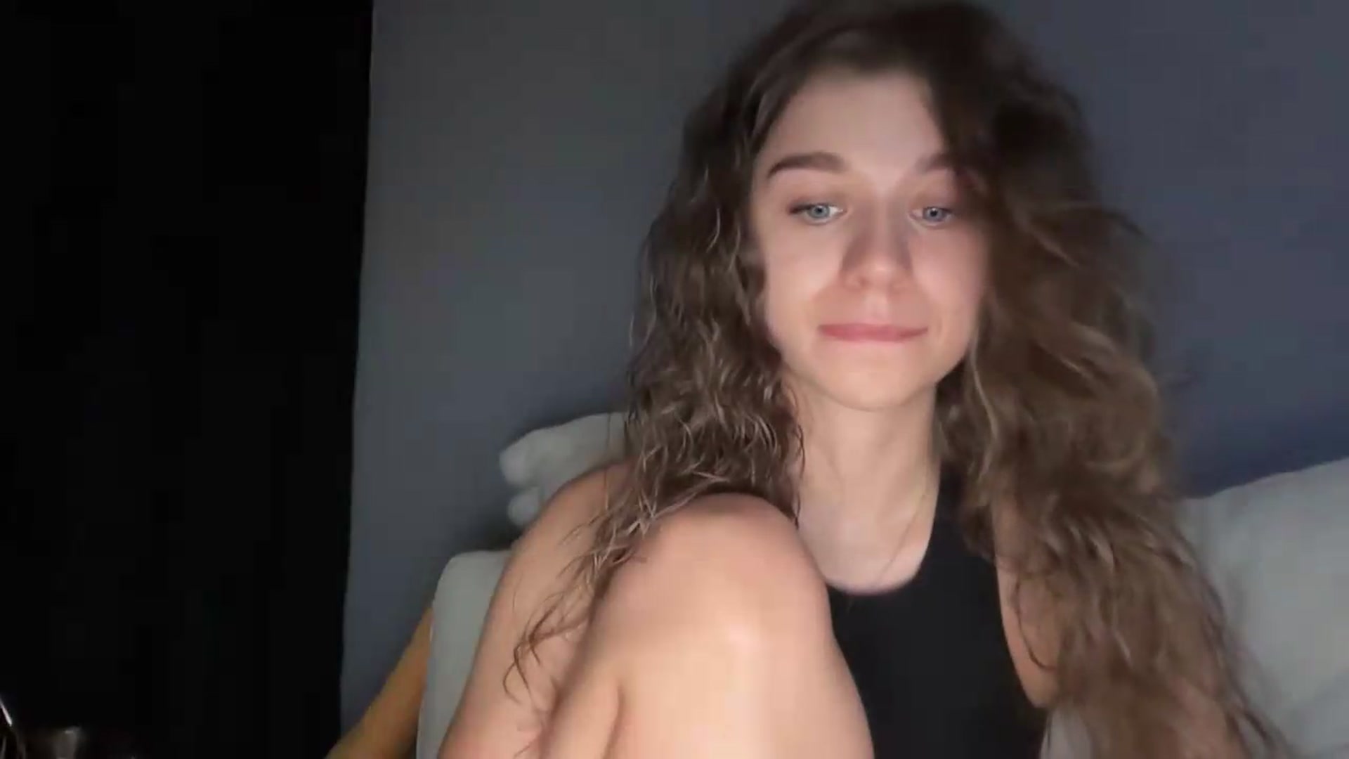 Gallery image thumbnail from JewelReigns's myfreecams stream on, 07/05/2026, 23:47 image 20 of 20