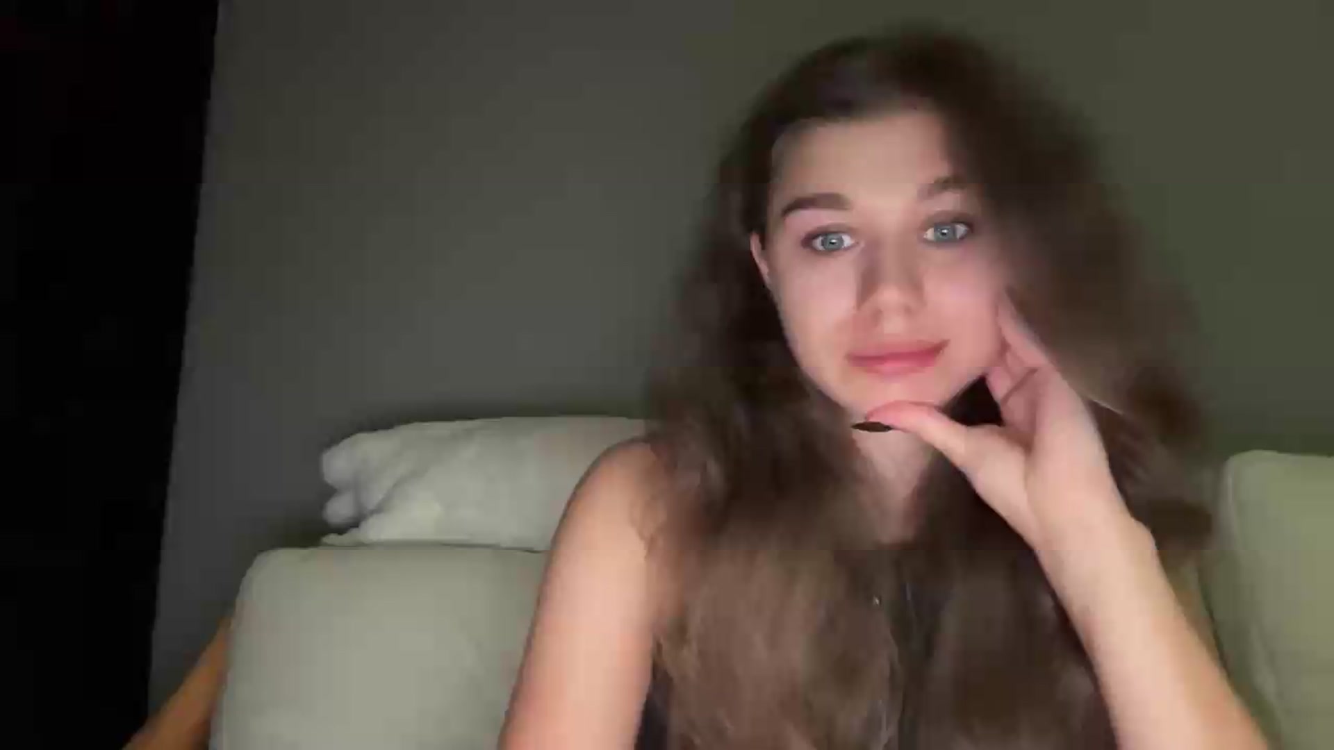 Gallery image thumbnail from JewelReigns's myfreecams stream on, 07/06/2026, 19:37 image 10 of 20