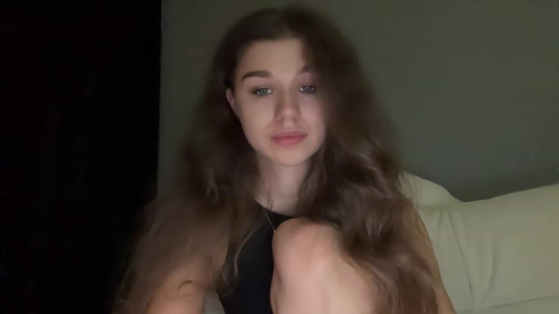 Gallery image thumbnail from JewelReigns's myfreecams stream on, 07/06/2026, 19:37 image 20 of 20