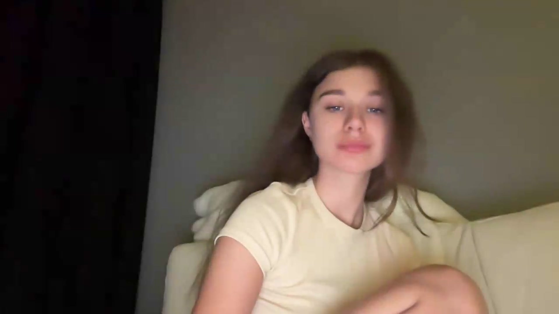 Gallery image thumbnail from JewelReigns's myfreecams stream on, 07/12/2026, 21:18 image 6 of 20