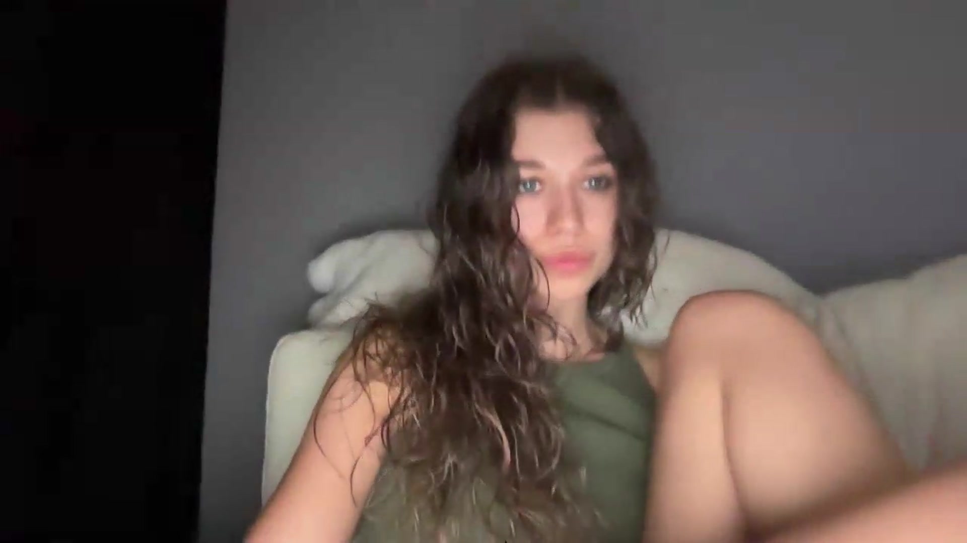 Gallery image thumbnail from JewelReigns's myfreecams stream on, 07/16/2026, 21:17 image 18 of 20