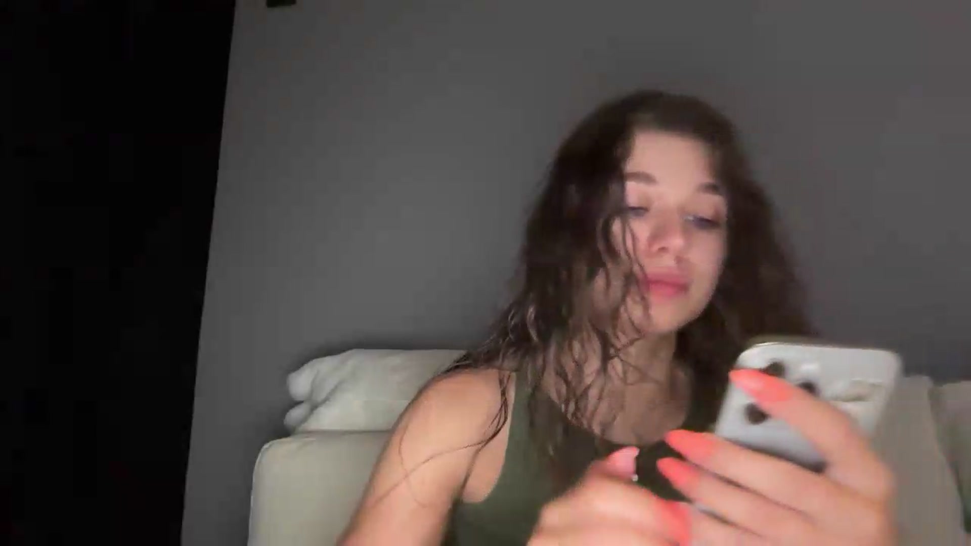 Gallery image thumbnail from JewelReigns's myfreecams stream on, 07/16/2026, 21:17 image 3 of 20